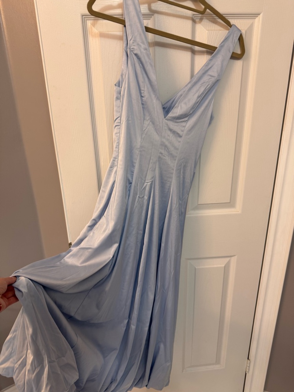 V-Neck Light Blue bubble hem Midi Dress - Picture 4 of 6